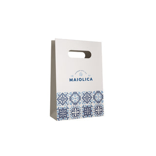 Shopper in carta con manici fustellati