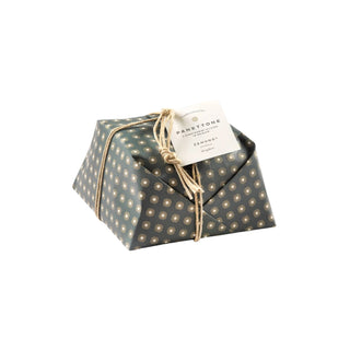 Greaseproof paper with aluminium exterior